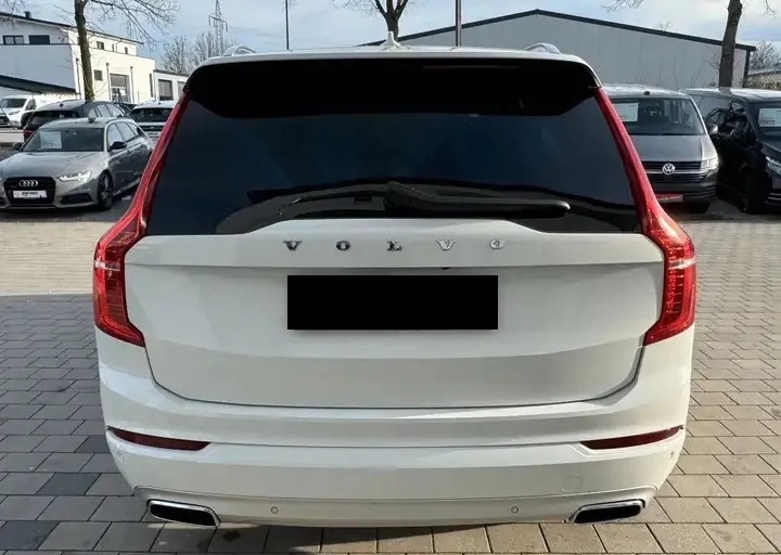 Volvo XC 90 cena 213900 przebieg: 81800, rok produkcji 2021 z Puławy małe 121